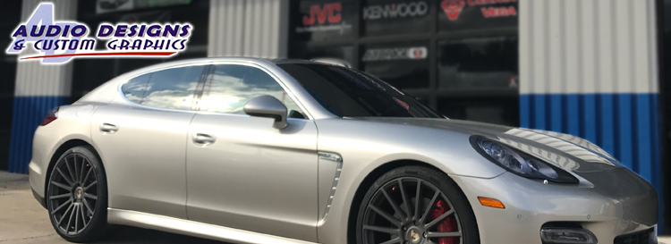 Porsche Panamera Stereo