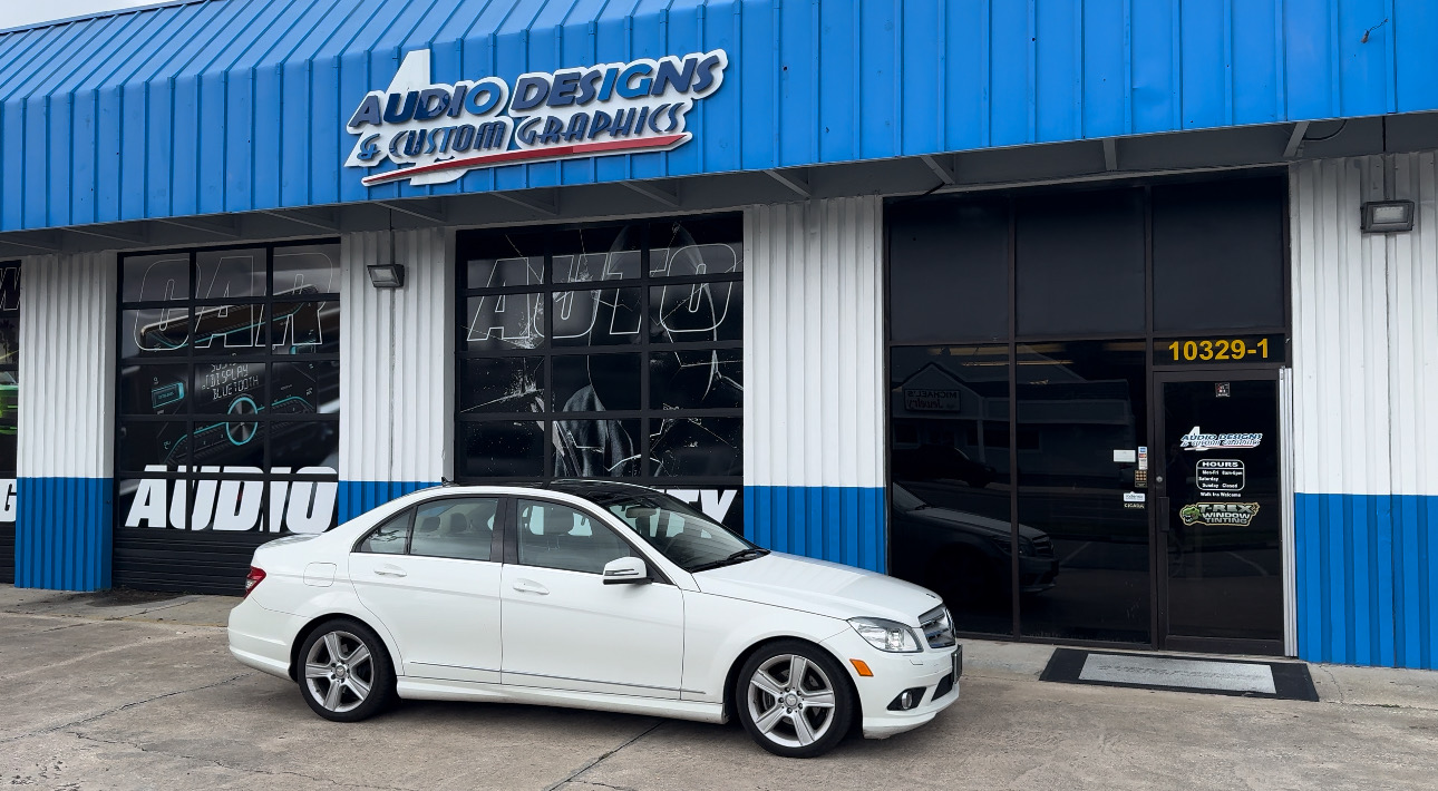 Mercedes Benz C300 CarPlay/Android Auto and back up camera installed